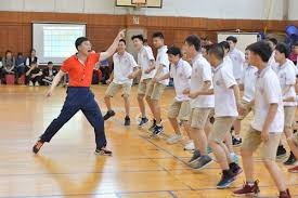 明年海港真不一定拿冠！毕竟连续4年拿第一很少 重要是申花没亚冠