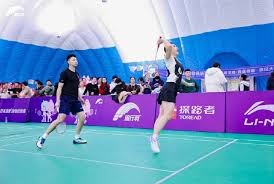 [NBA]伦纳德火力全开 外线三分手起刀落